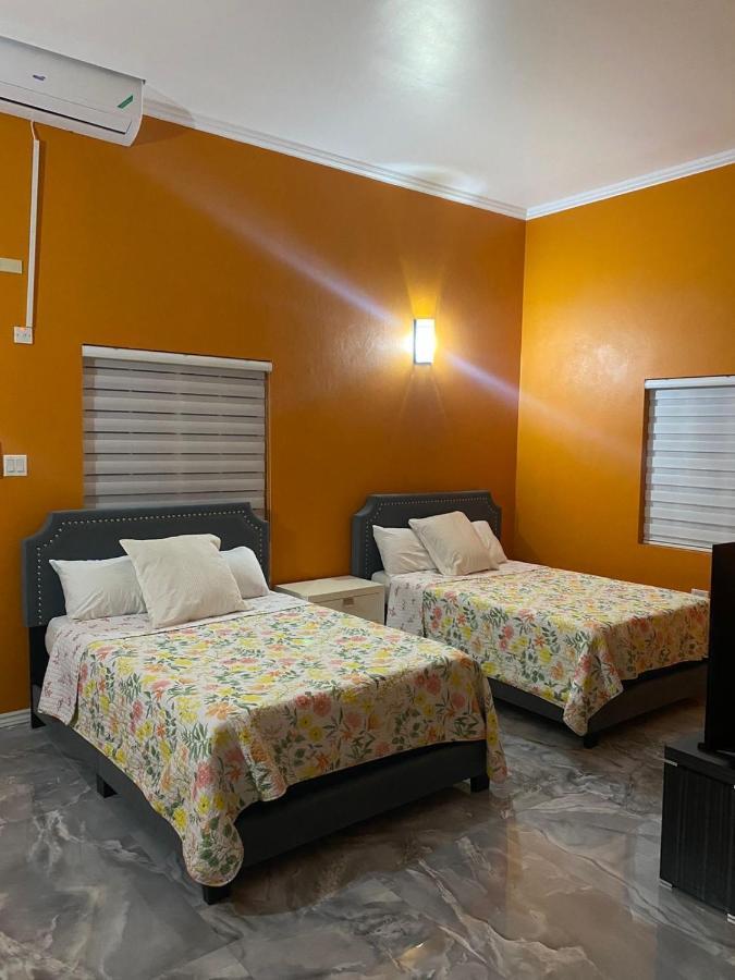 Paradise Cove Spanish Town 外观 照片
